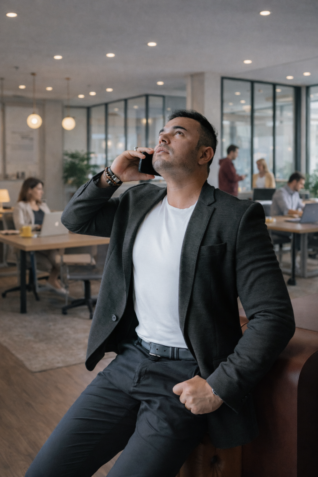 Equipe Go Italy em atendimento